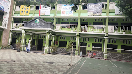 Ibnu Hajar Boarding School