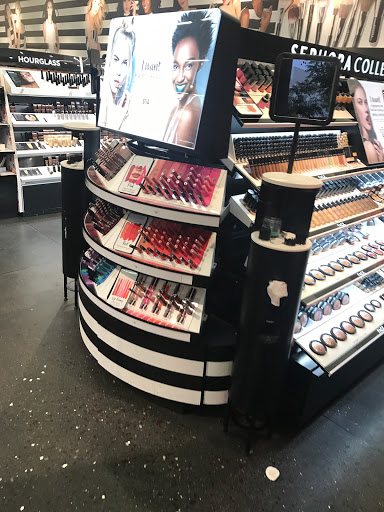 Cosmetics Store «SEPHORA», reviews and photos, 1244 3rd St, Santa Monica, CA 90401, USA