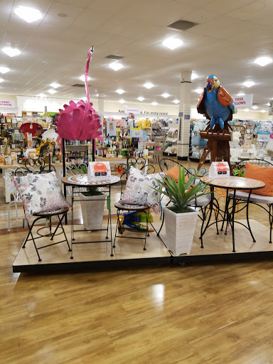 Department Store «HomeGoods», reviews and photos, 13540 Hoover Creek Blvd #900, Charlotte, NC 28273, USA