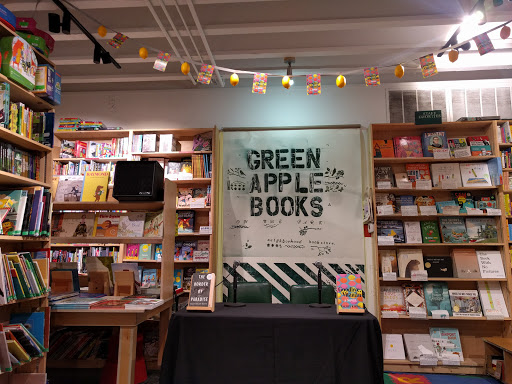 Store «Green Apple Books on the Park», reviews and photos, 1231 9th Ave, San Francisco, CA 94122, USA