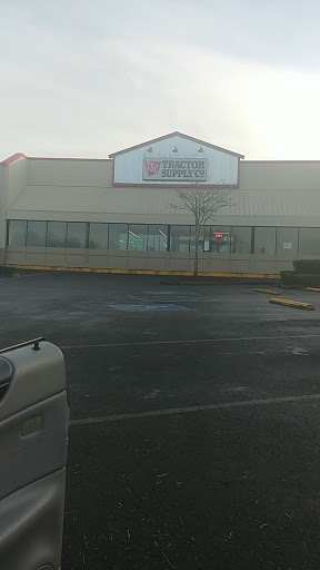 Home Improvement Store «Tractor Supply Co.», reviews and photos, 1415 Olney Ave SE, Port Orchard, WA 98366, USA