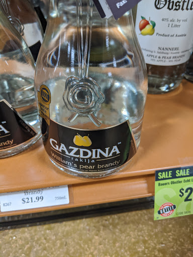 State Liquor Store «NH Liquor & Wine Outlet», reviews and photos, 10 Benning St, West Lebanon, NH 03784, USA