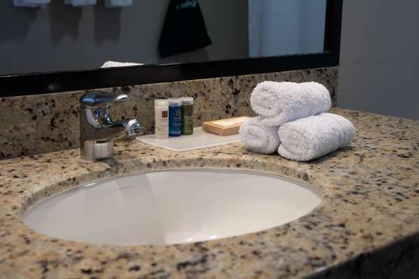 Av. 28 de Julio 151, Miraflores 15074