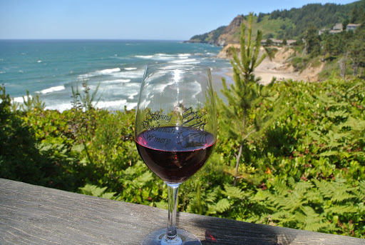 Winery «Flying Dutchman Winery», reviews and photos, 915 1st St, Otter Rock, OR 97369, USA