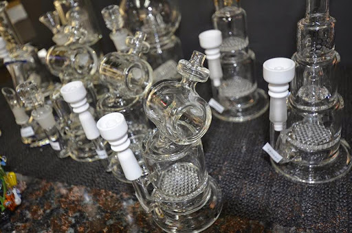 Tobacco Shop «Stirling Glass», reviews and photos, 5890 Stirling Rd, Hollywood, FL 33021, USA