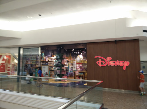 Toy Store «Disney Store», reviews and photos, 500 W Farms Mall, Farmington, CT 06032, USA