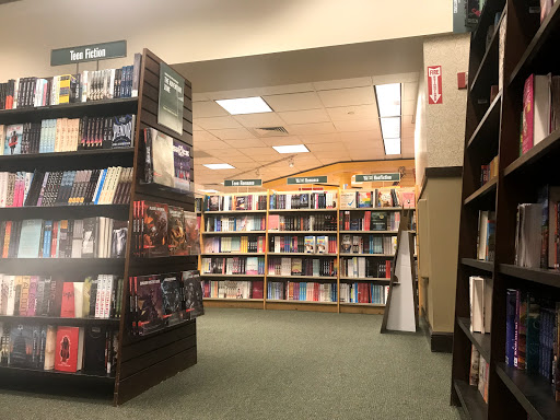 Book Store «Barnes & Noble», reviews and photos, 2614 Central Park Ave, Yonkers, NY 10710, USA