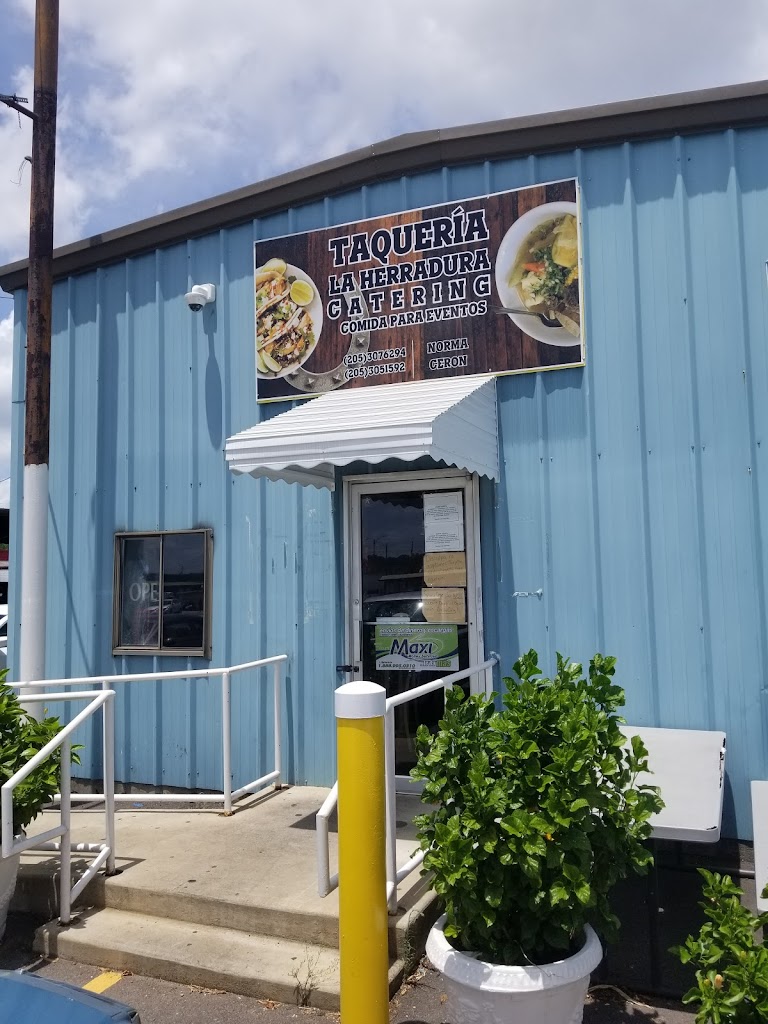 Taquería La Herradura 35204