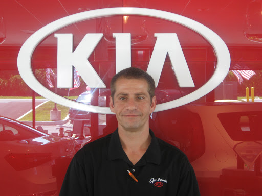 Kia Dealer «Kia of Coatesville», reviews and photos, 2535 E Lincoln Hwy, Coatesville, PA 19320, USA