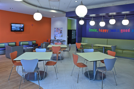 Credit Union «OECU - Oklahoma Employees Credit Union - Capitol Branch - Lincoln Blvd», reviews and photos