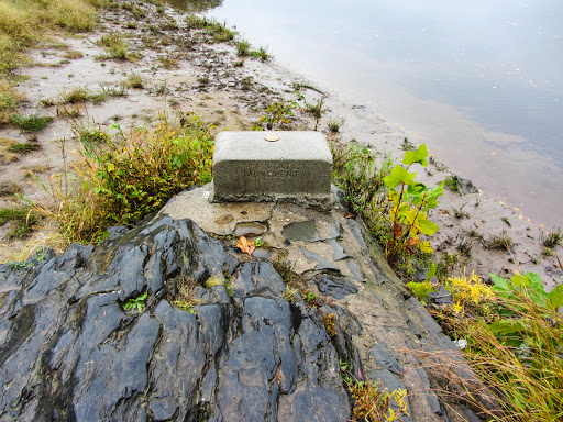 Monument «Tri States Monument», reviews and photos, Laurel Grove Cemetery, Montague Township, NY 07827, USA