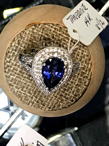 Watch Repair Service «Watch & Jewelry By Benny», reviews and photos, 7940 Pines Blvd, Pembroke Pines, FL 33024, USA