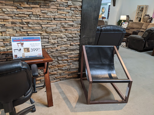 Furniture Store «Rooms To Go & Rooms To Go Kids Furniture Store - Mobile», reviews and photos, 3720 Airport Blvd, Mobile, AL 36608, USA