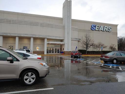 Sears, 200 Westgate Dr, Brockton, MA 02301, USA, 
