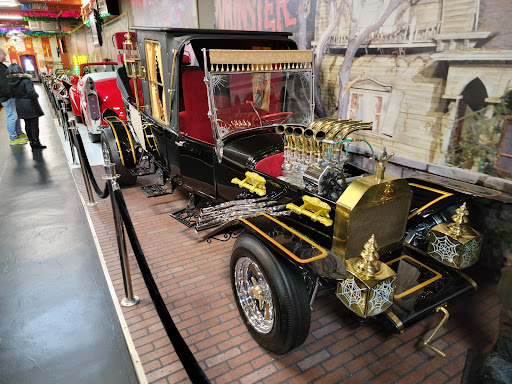 Tourist Attraction «Volo Auto Museum», reviews and photos, 27582 Volo Village Rd, Volo, IL 60073, USA