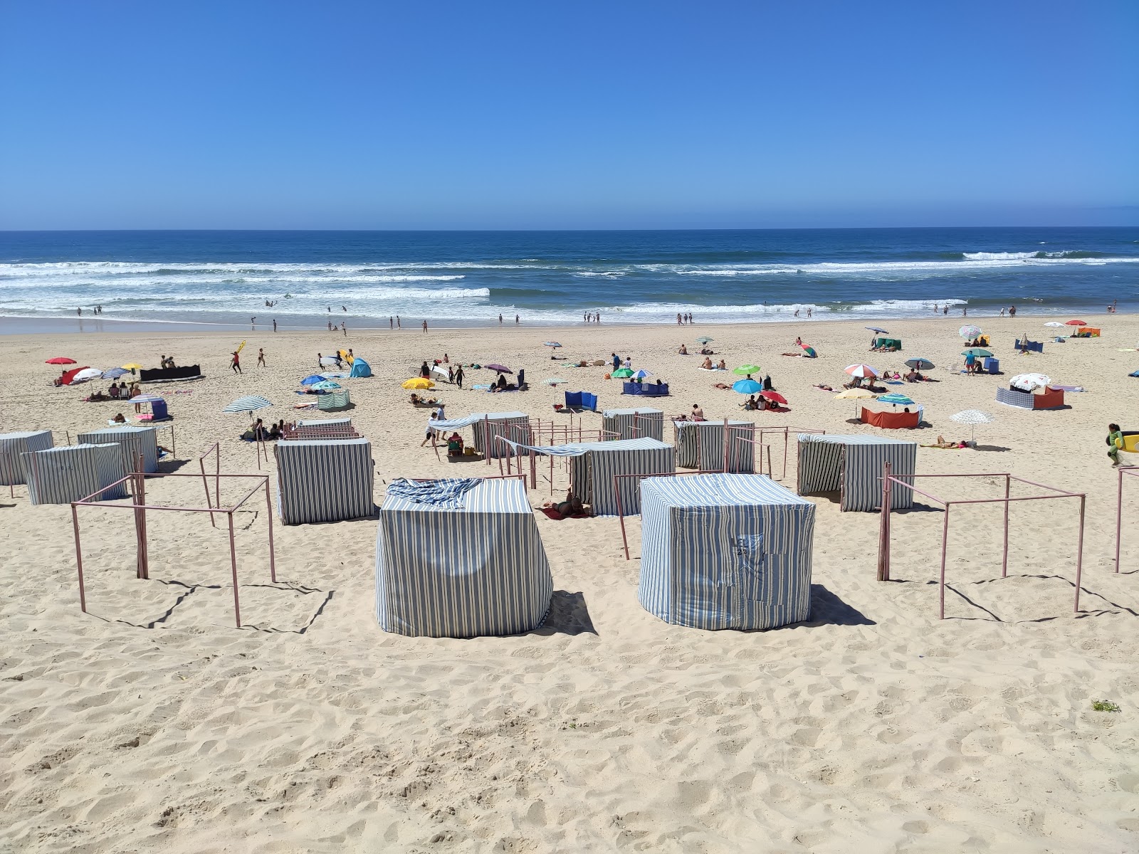 Fotografija Praia da Vieira z svetel fin pesek površino