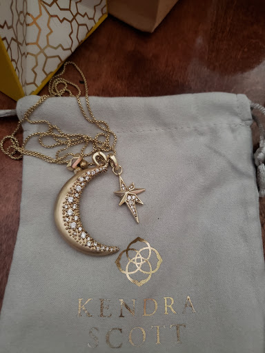 Jewelry Store «Kendra Scott», reviews and photos, 310 E Basse Rd #101, San Antonio, TX 78209, USA