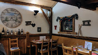 Atmosphère du Restaurant Pizzeria & Spécialités Pagu's Monchu's à Saint-Gervais-les-Bains - n°3