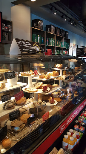 Shopping Mall «Kierland Commons», reviews and photos, 15205 N Kierland Blvd #150, Scottsdale, AZ 85254, USA