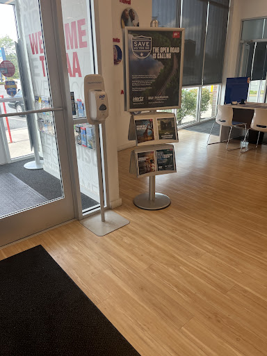 Auto Insurance Agency «AAA Edison Car Care Insurance Travel Center», reviews and photos