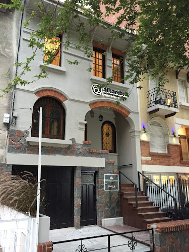 Opiniones de Alhambra Propiedades en Montevideo - Agencia inmobiliaria