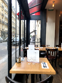 Atmosphère du Restaurant français Le Roussillon à Paris - n°18