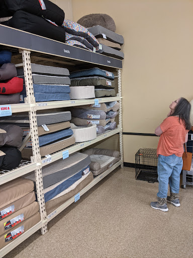 Pet Supply Store «PetSmart», reviews and photos, 128 Bailey Farm Rd, Monroe, NY 10950, USA