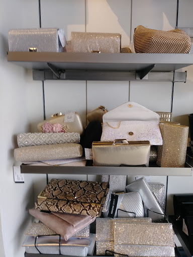 Shoe Store «DSW Designer Shoe Warehouse», reviews and photos, 23171 W Outer Dr, Allen Park, MI 48101, USA