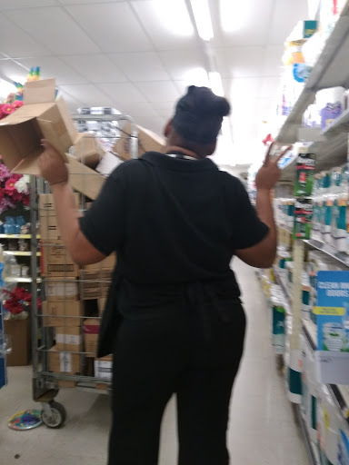 Home Goods Store «Dollar General», reviews and photos, 99 W Central St, Warren, AR 71671, USA