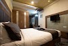 Oyo 81018 Royal King Logo, Surat, India, Hotel