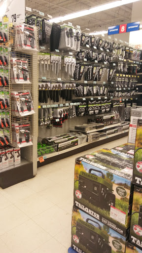 Hardware Store «Harbor Freight Tools», reviews and photos, 34600 Warren Rd, Westland, MI 48185, USA