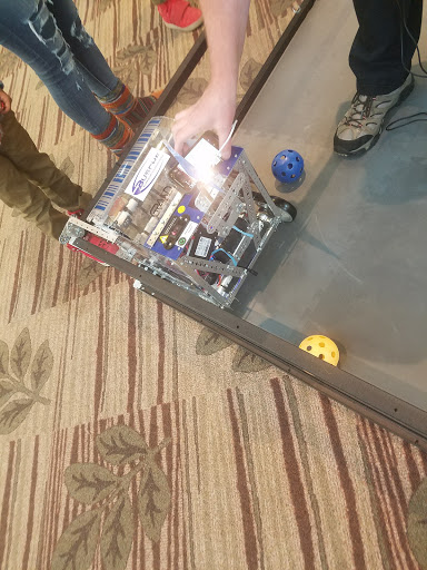 Shopping Mall «The Lakes Mall», reviews and photos, 5600 Harvey St, Muskegon, MI 49444, USA