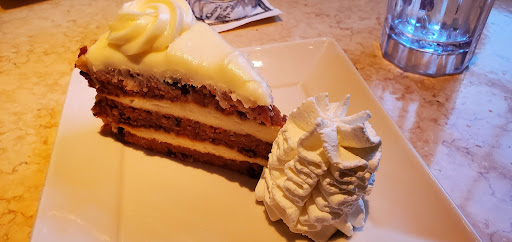 Restaurant «The Cheesecake Factory», reviews and photos, 5799 N Bayshore Dr, Glendale, WI 53217, USA