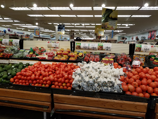 Grocery Store «ShopRite of Commerce St.-Stamford, CT», reviews and photos, 1990 W Main St, Stamford, CT 06902, USA