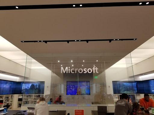 Computer Store «Microsoft Store», reviews and photos, 75 Middlesex Turnpike, Burlington, MA 01803, USA