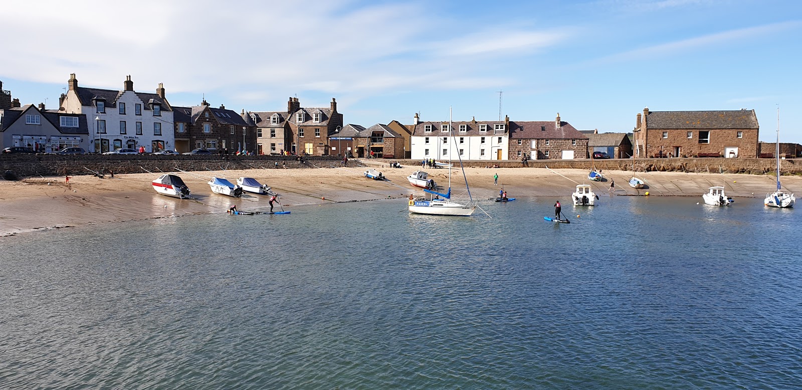 Zdjęcie Stonehaven Harbour Beach z przestronna zatoka