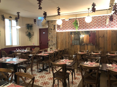 Chez Papa Montparnasse vavin à Paris