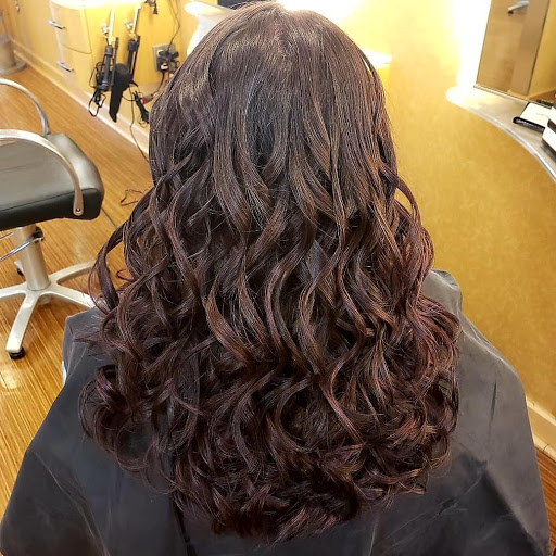 Hair Salon «Regis Salon», reviews and photos, 9566 Destiny USA Dr E208, Syracuse, NY 13290, USA