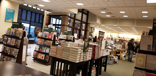 Book Store «Barnes & Noble», reviews and photos, 3120 Fairlane Dr, Allen Park, MI 48101, USA