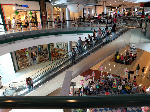 Centros comerciales abiertos los domingos en Valencia