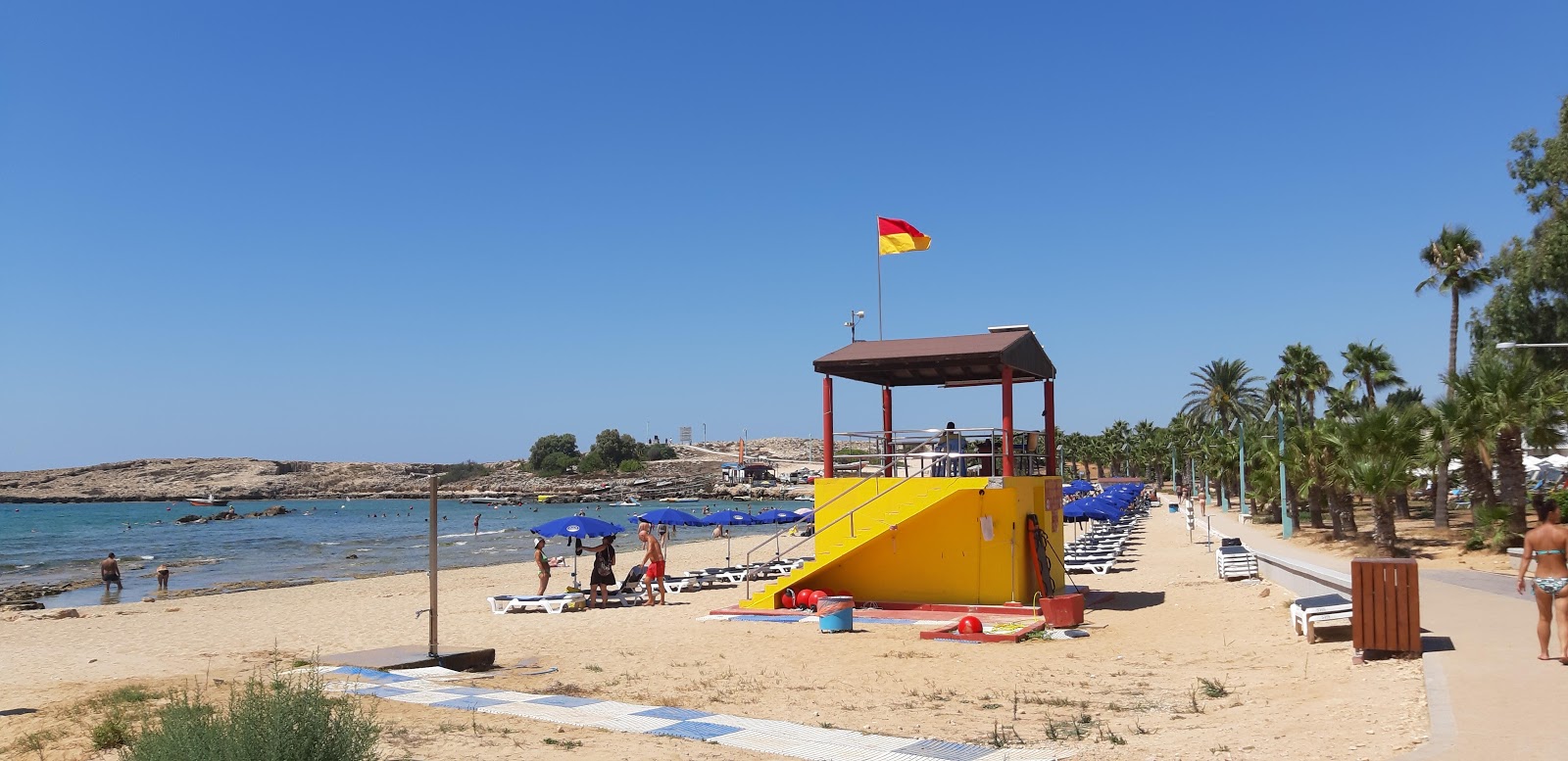 Photo of Pernera beach with very clean level of cleanliness