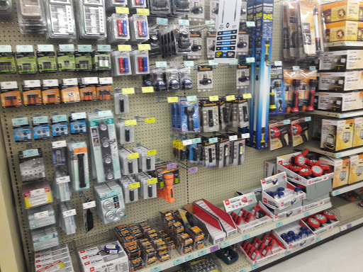 Hardware Store «Harbor Freight Tools», reviews and photos, 3050 N Josey Ln #106, Carrollton, TX 75007, USA