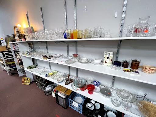 Thrift Store «Someplace Safe Thrift Stores», reviews and photos, 708 Atlantic Ave, Morris, MN 56267, USA