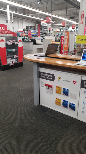 Office Supply Store «Staples», reviews and photos, 91-30 Van Wyck Expy, Jamaica, NY 11418, USA