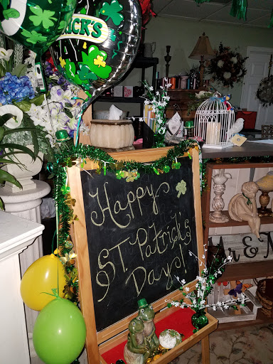 Florist «Around the Corner Florist», reviews and photos, 6003 Main St, Lula, GA 30554, USA