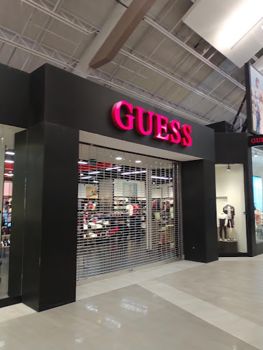 Clothing Store «GUESS Factory», reviews and photos, 12801 W Sunrise Blvd #631, Sunrise, FL 33323, USA