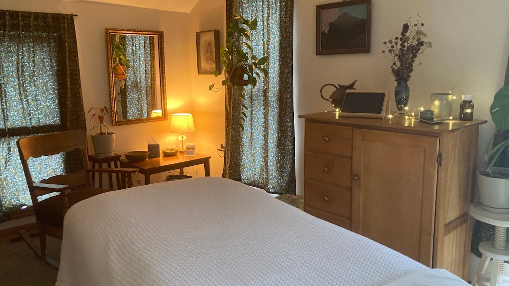 Cara Schuster - Holistic Travel & Massage 66044