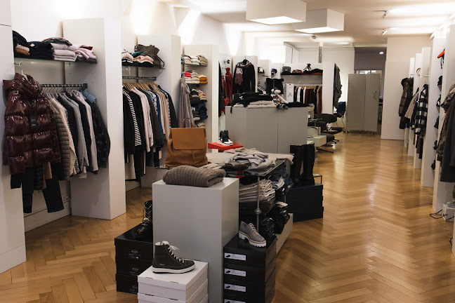 Rezensionen über Boutique La Strada in Schaffhausen - Bekleidungsgeschäft