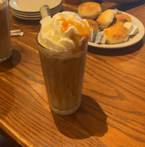 American Restaurant «Cracker Barrel Old Country Store», reviews and photos, 825 Marketplace Blvd, Hamilton Township, NJ 08691, USA