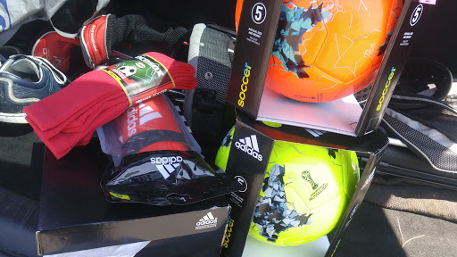 Sporting Goods Store «Big 5», reviews and photos, 3719 E Colorado Blvd, Pasadena, CA 91107, USA